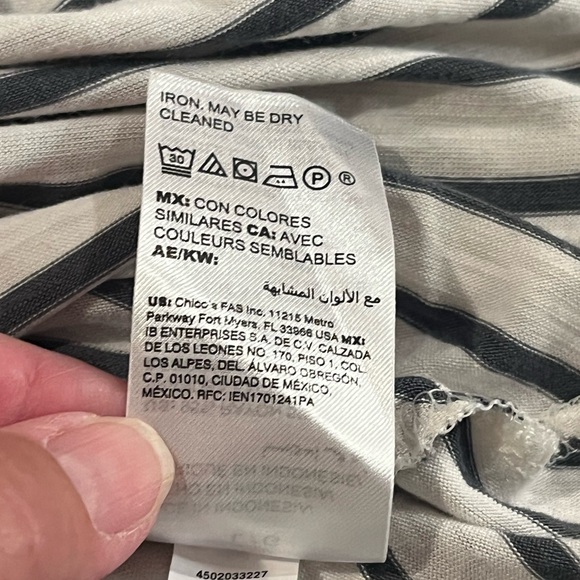 White House Black market tee shirt size  L gray and white stripes - Picture 5 of 10